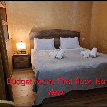 Apartments With Wine Cellar In Old Tbilisi Bagian luar foto