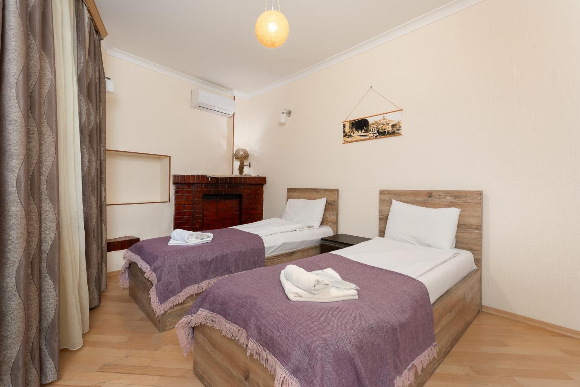 Apartments With Wine Cellar In Old Tbilisi Bagian luar foto