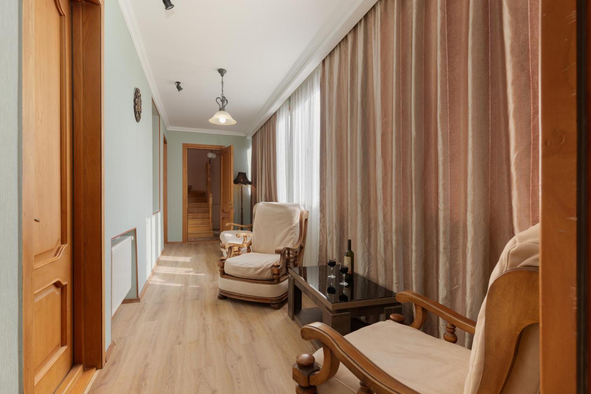 Apartments With Wine Cellar In Old Tbilisi Bagian luar foto